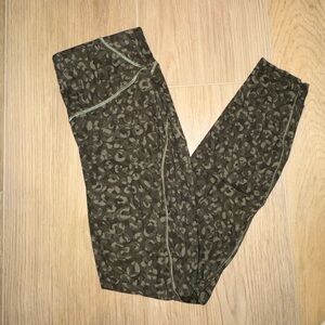 Lululemon Olive Green Leopard Camo Print Stretch Leggings (cropped)